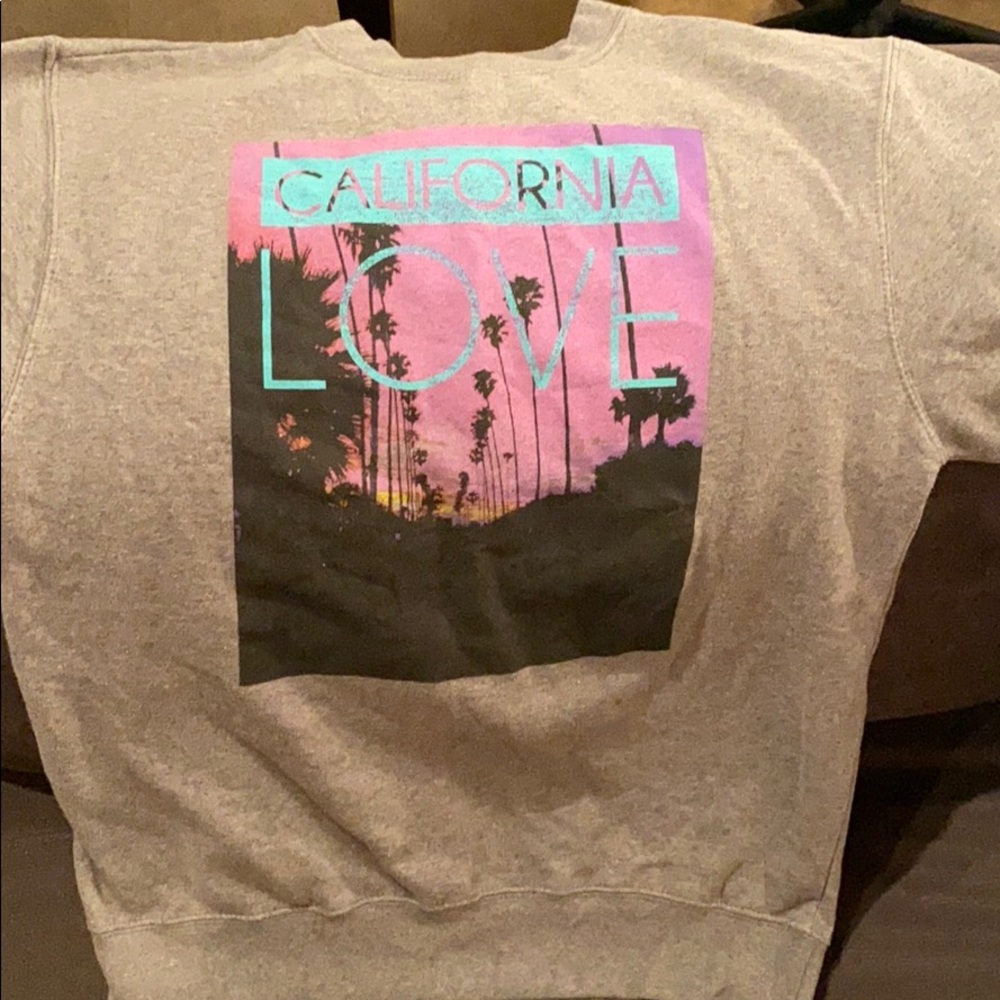 California Love M Crewneck